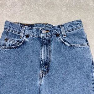 Vtg Levis 550 29x30 Womens Relaxed Student Fit Mom Jeans Denim Blue 90s USA